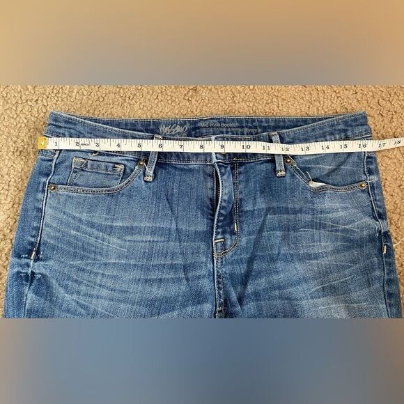 Mossimo Supply Co. Mid-Rise Bootcut Jeans - Picture 4 of 5